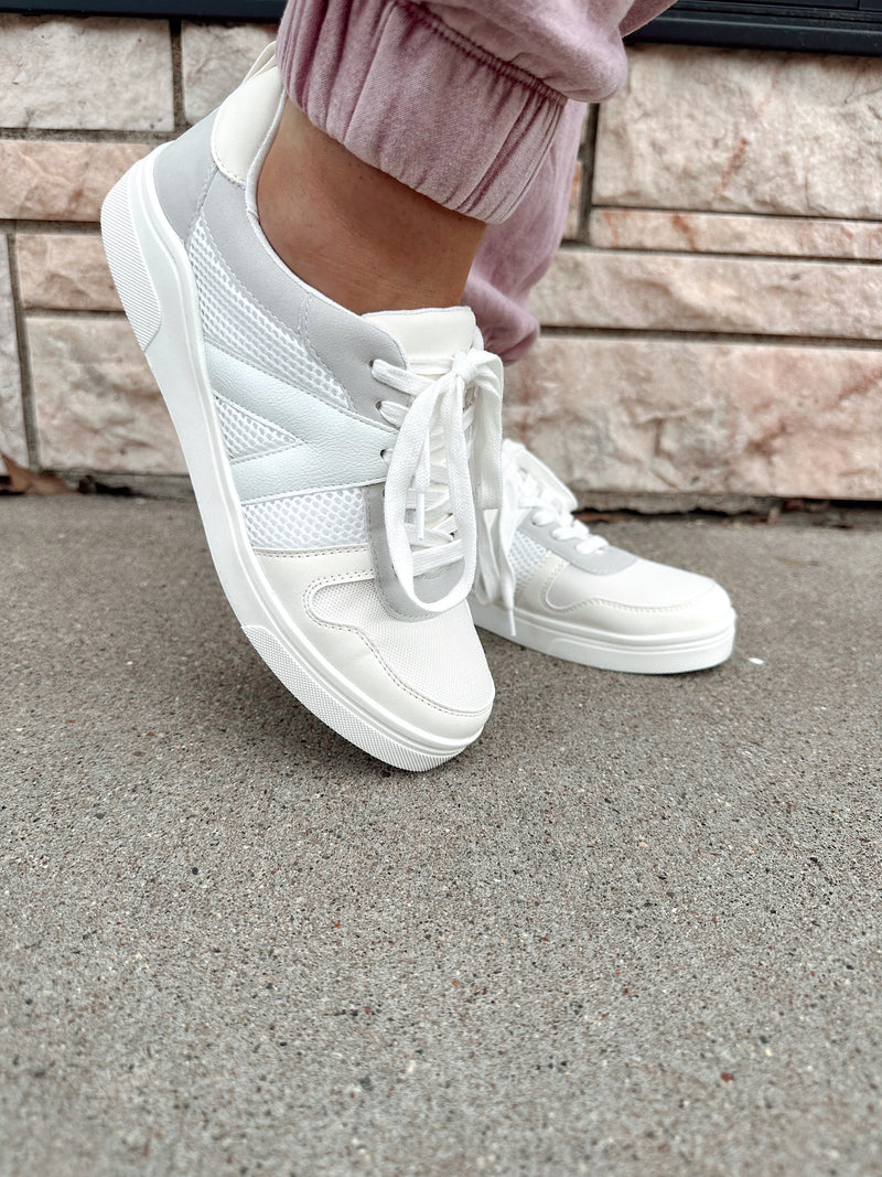 Alta Sneaker